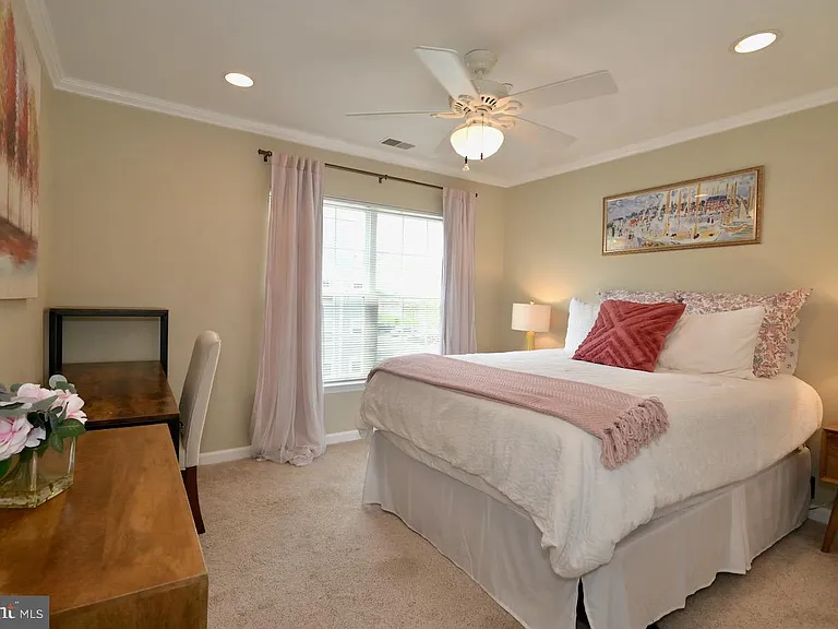 112 Kendrick Pl #34 — Photo 38