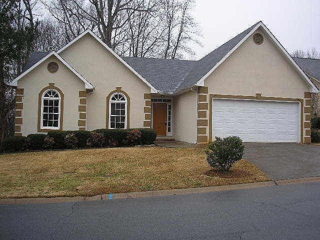 1st image of 2914 Sterling Dr