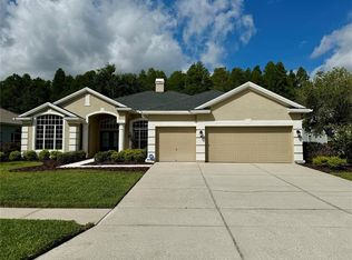 18918 Saint Laurent Dr, Lutz, FL 33558