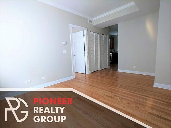 3rd image of 3244 N Clifton Ave #3254W2