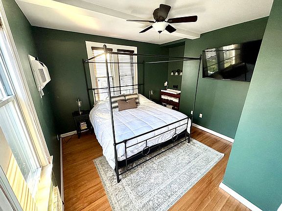 5th image of 43 Newark Ave