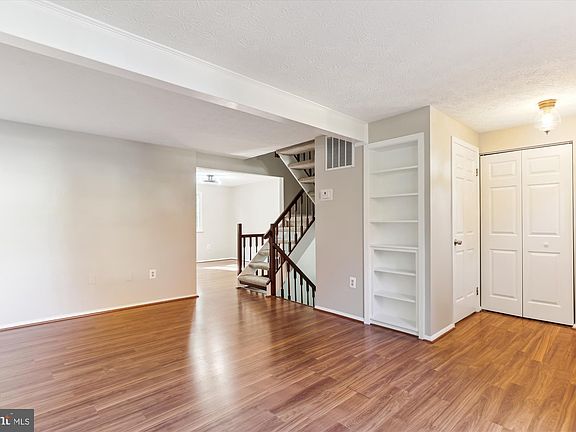 5th image of 5854 Rock Forest Ct