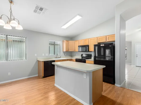 10610 W MONTE VISTA Road, Avondale, AZ 85392