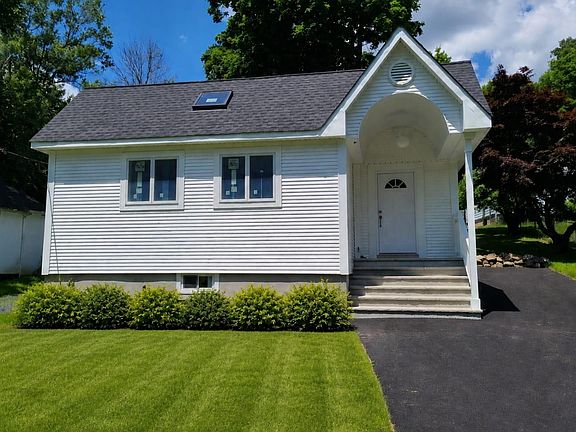 3rd image of 28 Hamilton Avenue