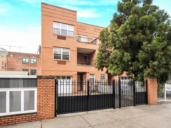 818 E 179th Street, Bronx, NY 10460