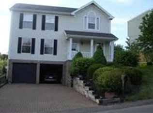 139 Spruce Valley Dr, Pittsburgh, PA 15229