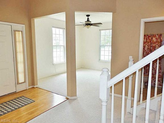 4th image of 1101 Long Beeches Ave