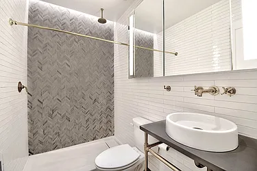 Rented by Urbane Brokerage