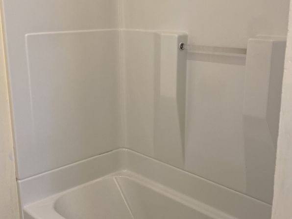 84 Webster Ave #2