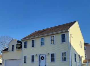 25 Merino St, Fall River, MA 02723