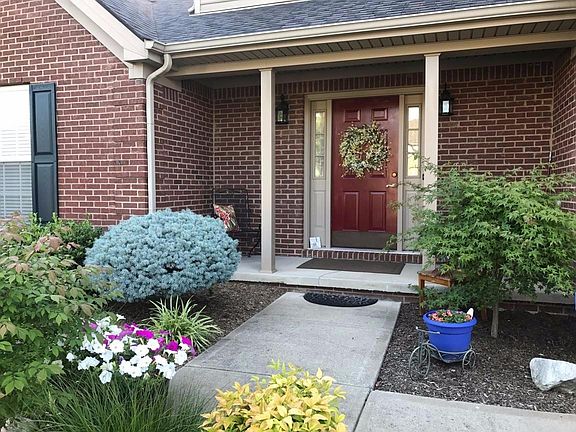2nd image of 317 Richardson Pl