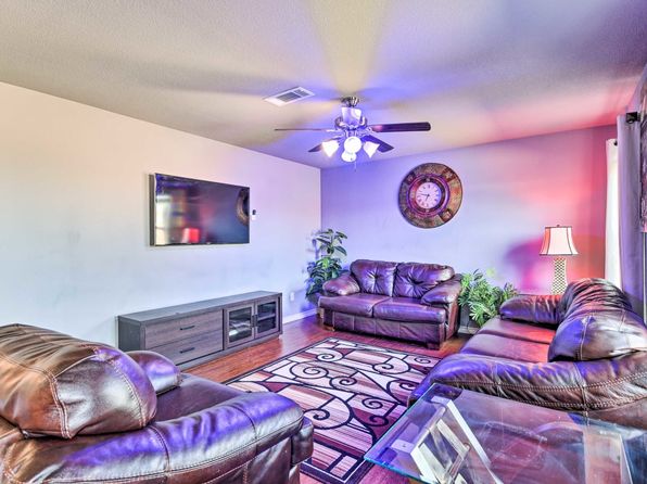 1233 Canyon Oaks Dr