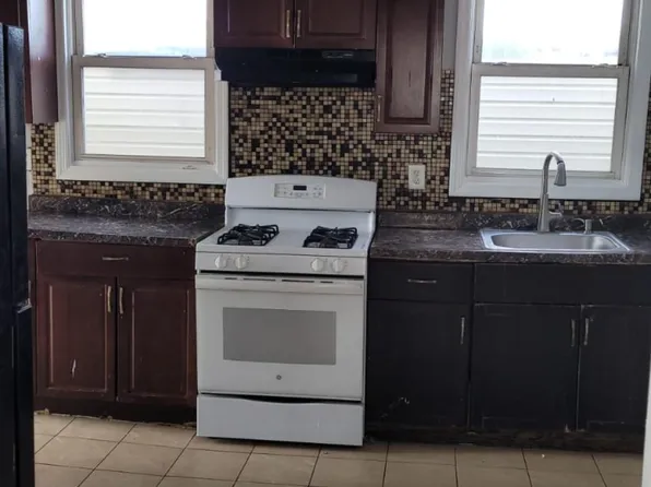 15 Grace St #1, Irvington, NJ 07111