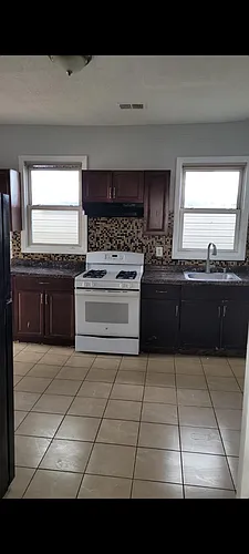 15 Grace St Photo 1