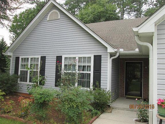 3rd image of 235 Twin Brook Way