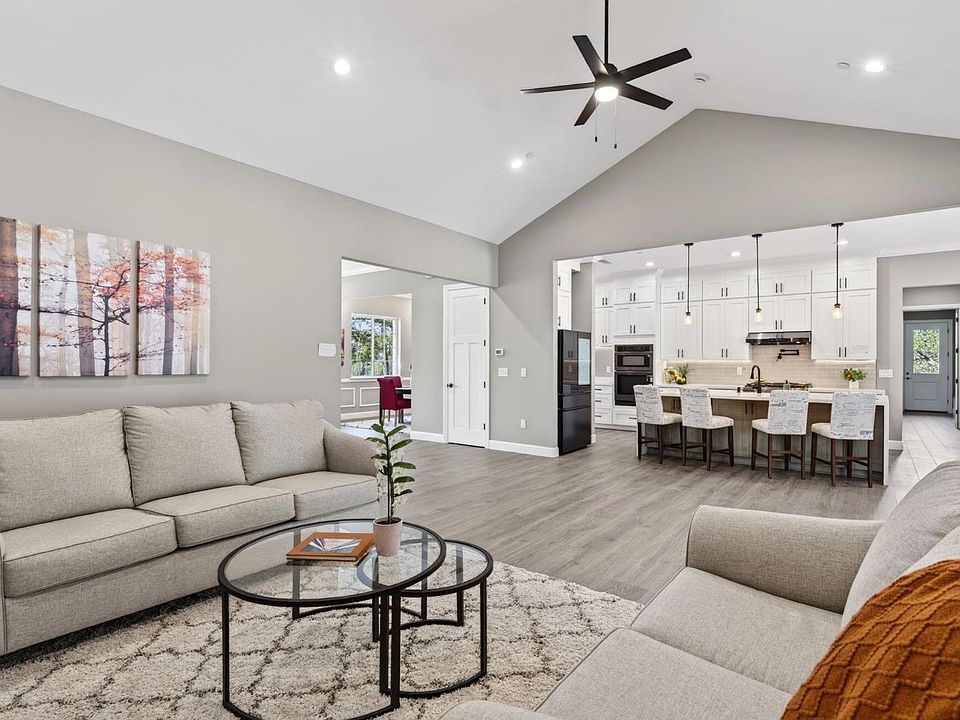 1st image of 3817 Moss Hollow Court