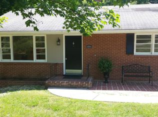 4864 Showalter Rd NW, Roanoke, VA 24017