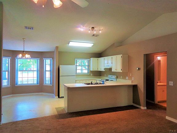 3rd image of 6556 Eagle Crest Dr