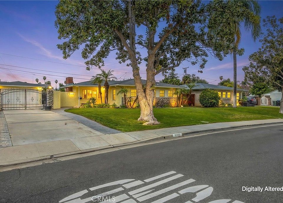 1st image of 6795 Glacier Dr