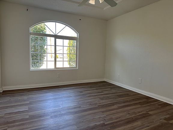 2nd image of 10801 Cypress Ave