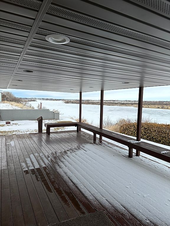 454 E Highway 81 - Property Image