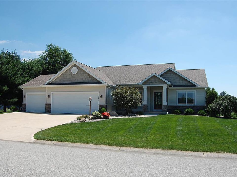 1st image of 20012 Weber Ln