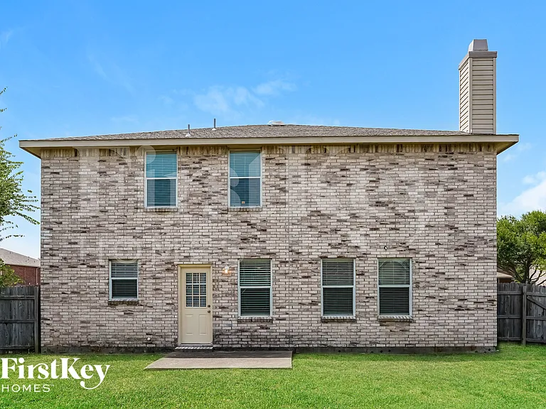 1218 Sullivan Dr — Photo 15