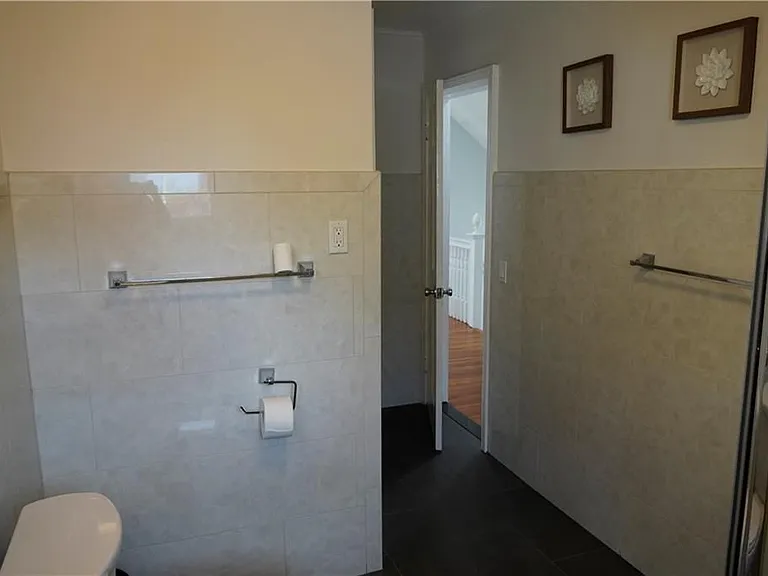 1358 Narragansett Blvd — Photo 22