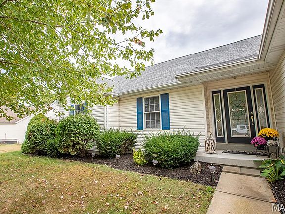 4th image of 1018 Saint Andrews Dr