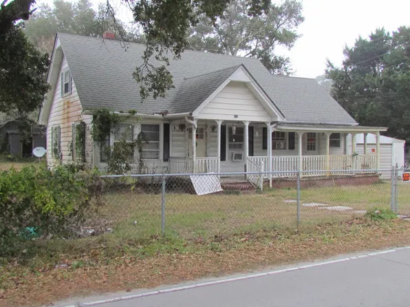 160 School Drive, Atlantic, NC 28511