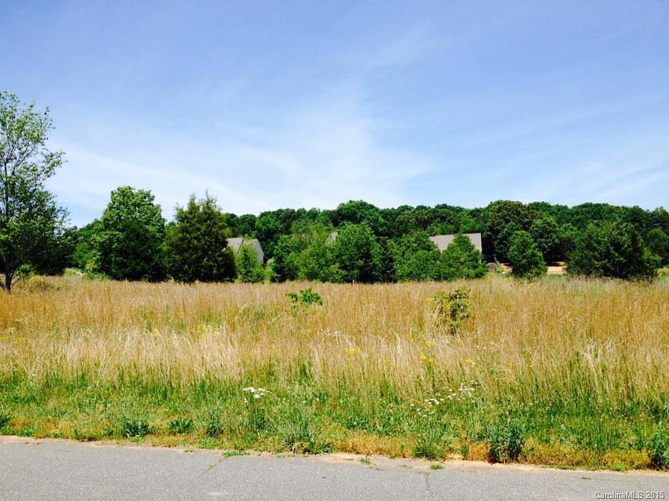 2nd image of 132 Sheep Path Dr #45