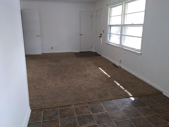 3rd image of 1108 Dellwood Ave