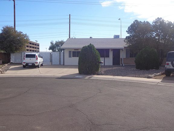 3rd image of 4423 W Caron St