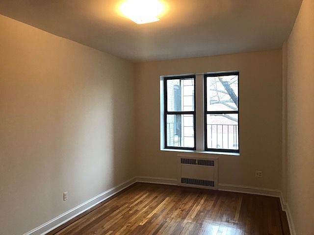 1st image of 100 E 18th St APT 2B