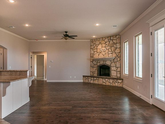 5th image of 8750 Lupine Dr