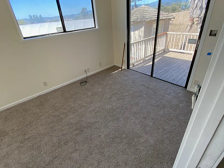 189 Hughes Rd — Photo 11