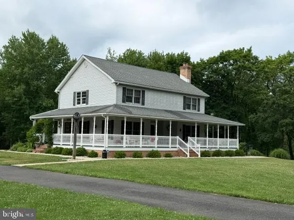 37 School Rd, Schwenksville, PA 19473