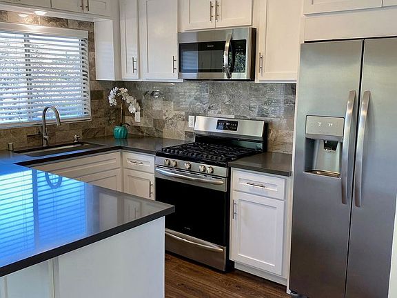 4th image of 241 Newport Ave APT 4