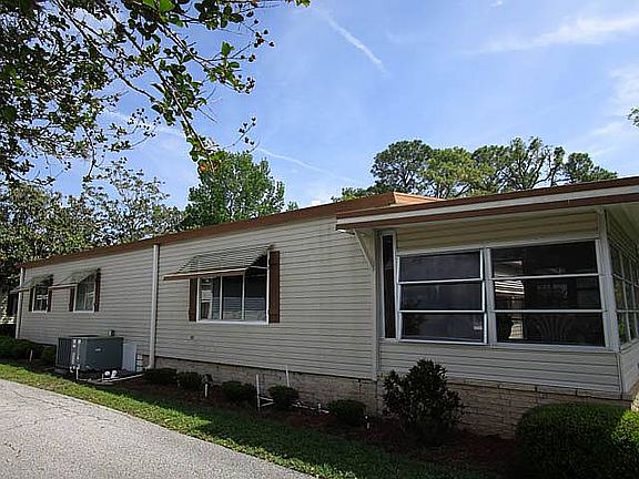 3rd image of 162 Crossways Dr