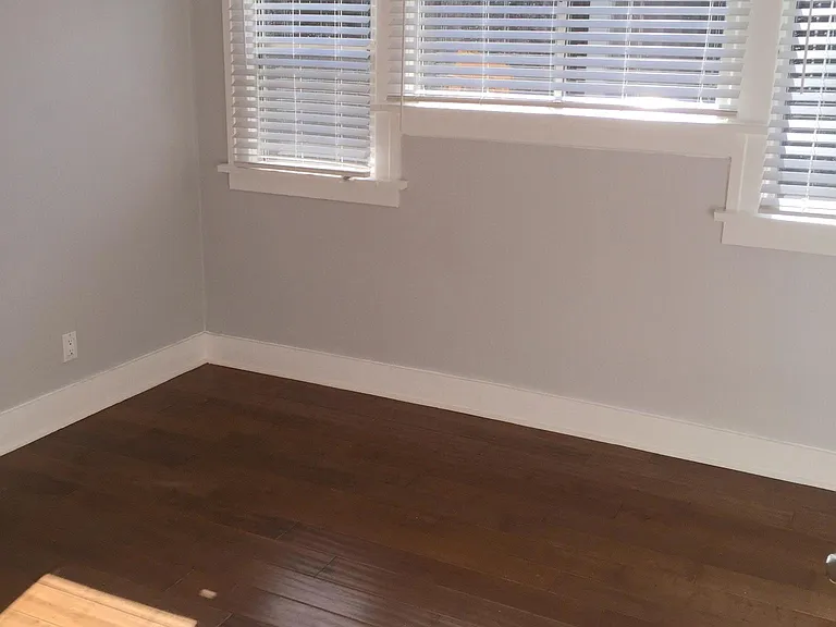 4259 Rosewood Ave — Photo 14