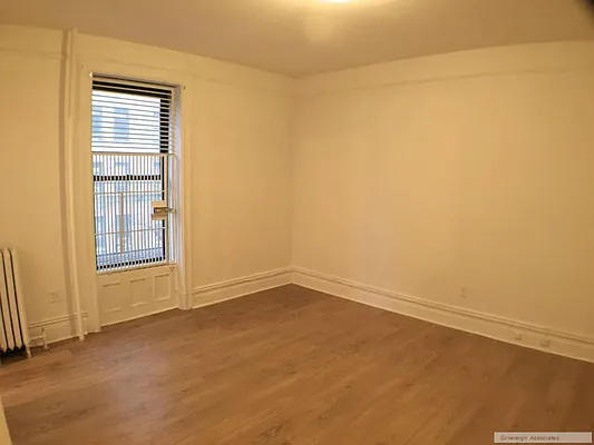 Rented by Sovereign Associates | media 19