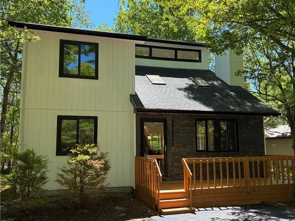 479 Towamensing Trl, Albrightsville, PA 18210