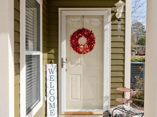 1204 Cedarwood Village, Morehead City, NC 28557