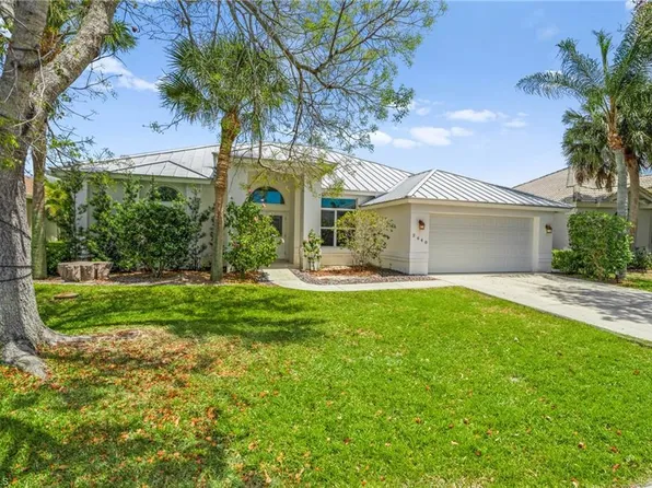 2640 White Cedar LN, NAPLES, FL 34109