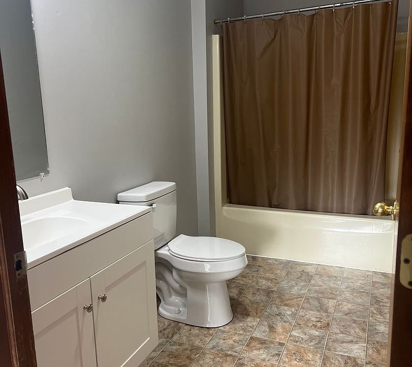 1st image of 1611 Ashman St #10