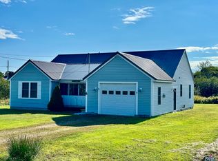 6 Staniels Rd, Eastport, ME 04631