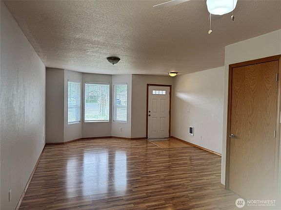 4th image of 95 Barnes Street