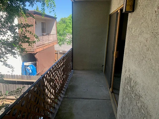 200 Estates Dr — Photo 7