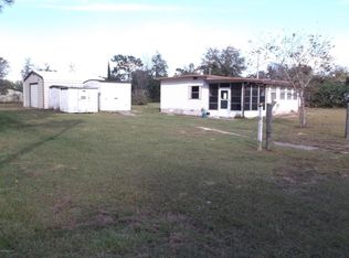 104 Shirley St, Interlachen, FL 32148