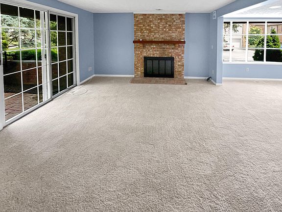 3rd image of 1664 Saint James Ct #26-64